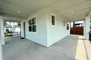 10044 5th Ave SW, Seattle, WA 98146 - Photo 3
