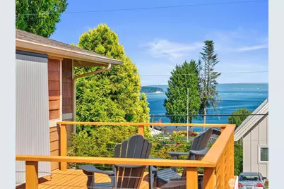 19061 Harris Avenue NE, Suquamish, WA 98392 - Photo 3