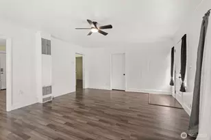 1131 J St, Centralia, WA 98531 - Photo 7