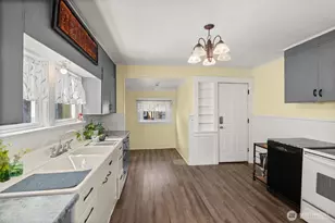 1131 J St, Centralia, WA 98531 - Photo 9