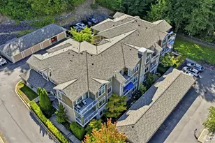 3500 E Lake Sammamish Pkwy SE, Sammamish, WA 98075 - Photo 3