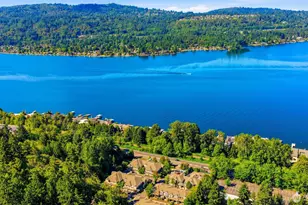 3500 E Lake Sammamish Pkwy SE, Sammamish, WA 98075 - Photo 1