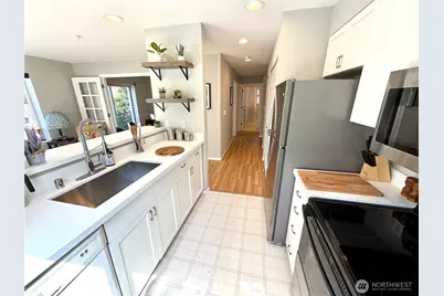 712 E Denny Way #401, Seattle, WA 98122 - Photo 21