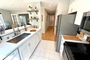 712 E Denny Way, Seattle, WA 98122 - Photo 21