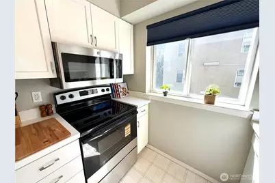 712 E Denny Way #401, Seattle, WA 98122 - Photo 25