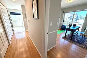 712 E Denny Way, Seattle, WA 98122 - Photo 7