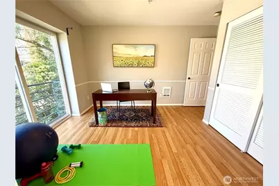 712 E Denny Way #401, Seattle, WA 98122 - Photo 17