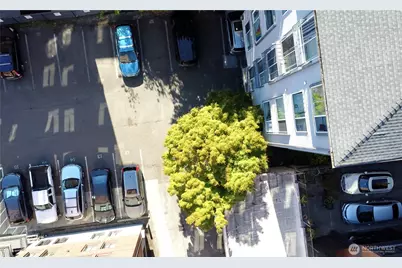712 E Denny Way #401, Seattle, WA 98122 - Photo 35