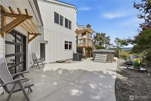 35 Silver Beach Dr, Steilacoom, WA 98388 - Photo 25