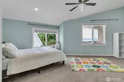 35 Silver Beach Drive, Steilacoom, WA 98388 - Photo 33
