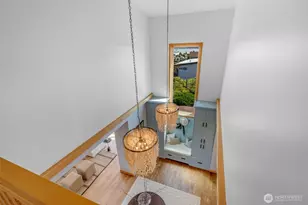 2506 W Halladay St, Seattle, WA 98199 - Photo 13