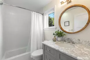 2506 W Halladay St, Seattle, WA 98199 - Photo 27