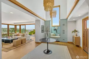 2506 W Halladay St, Seattle, WA 98199 - Photo 11