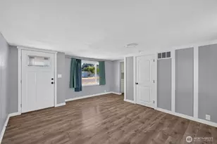1402 Violet Meadow St S, Tacoma, WA 98444 - Photo 7