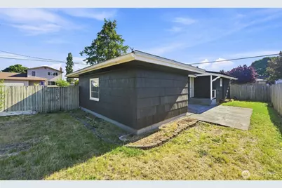 1402 Violet Meadow Street S, Tacoma, WA 98444 - Photo 19