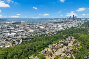 1217 S Charlestown St, Seattle, WA 98108 - Photo 37
