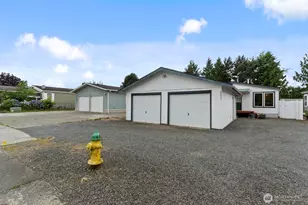 8331 15th Pl SE, Lake Stevens, WA 98258 - Photo 3