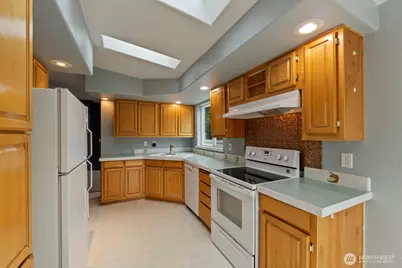 8331 15th Place SE, Lake Stevens, WA 98258 - Photo 9