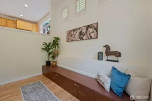 71 Sunset Ct NW, Issaquah, WA 98027 - Photo 3