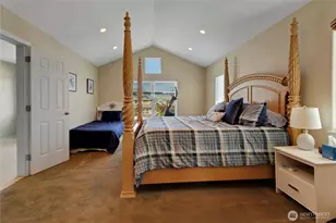 3266 Phillips Ave, Enumclaw, WA 98022 - Photo 13