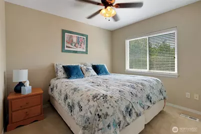 3266 Phillips Avenue, Enumclaw, WA 98022 - Photo 17