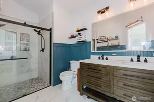 70 Tahuyeh Dr W, Bremerton, WA 98312 - Photo 13