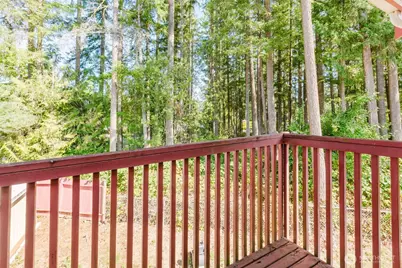 70 Tahuyeh Drive W, Bremerton, WA 98312 - Photo 15