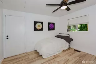 70 Tahuyeh Dr W, Bremerton, WA 98312 - Photo 9