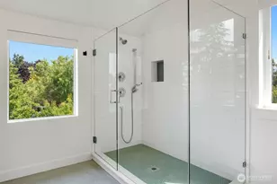 8530 13th Ave NW, Seattle, WA 98117 - Photo 31