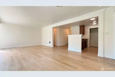 28704 18th Avenue S #V102, Federal Way, WA 98003 - Photo 5