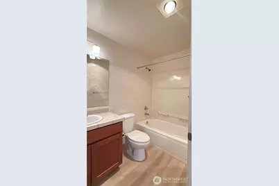 28704 18th Avenue S #V102, Federal Way, WA 98003 - Photo 15