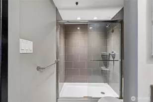 511 E Roy St, Seattle, WA 98102 - Photo 11