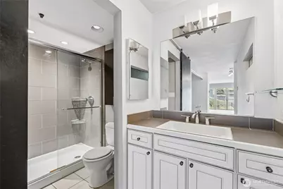 511 E Roy St #213, Seattle, WA 98102 - Photo 9