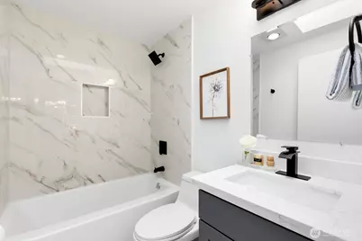 8548 1st Avenue NE, Seattle, WA 98115 - Photo 19