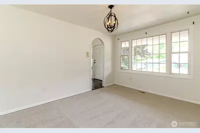 5403 Edgewood Drive E, Edgewood, WA 98372 - Photo 7