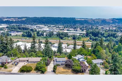 5403 Edgewood Drive E, Edgewood, WA 98372 - Photo 3
