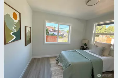 323 SW 108th Street, Seattle, WA 98146 - Photo 9