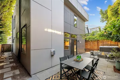 714 28th Avenue S, Seattle, WA 98144 - Photo 33