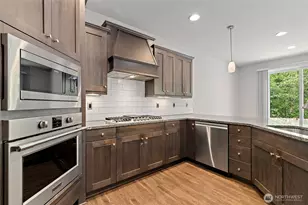 8442 NE 203rd Pl, Bothell, WA 98011 - Photo 11
