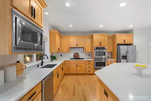 3117 222nd Ct SE, Sammamish, WA 98075 - Photo 11