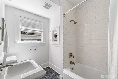 1928 9th Avenue W, Seattle, WA 98119 - Photo 17