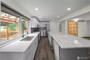 9320 31st St E, Edgewood, WA 98371 - Photo 7