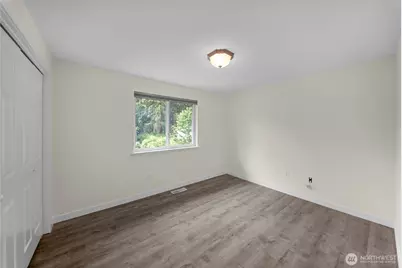 9320 31 Street E, Edgewood, WA 98371 - Photo 15