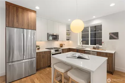 3934 B S Angeline Street, Seattle, WA 98118 - Photo 9