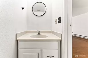 1040 S 320th St, Federal Way, WA 98003 - Photo 5