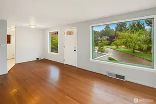 112 NW 44th St, Seattle, WA 98107 - Photo 9