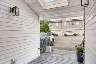 908 Hiawatha Pl S, Seattle, WA 98144 - Photo 31