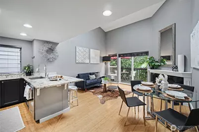 908 Hiawatha Place S #B, Seattle, WA 98144 - Photo 3