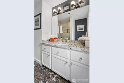 908 Hiawatha Place S #B, Seattle, WA 98144 - Photo 17