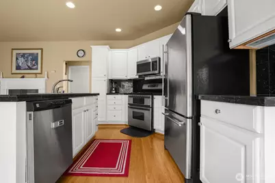 3857 Tribute Circle E, Fife, WA 98424 - Photo 7